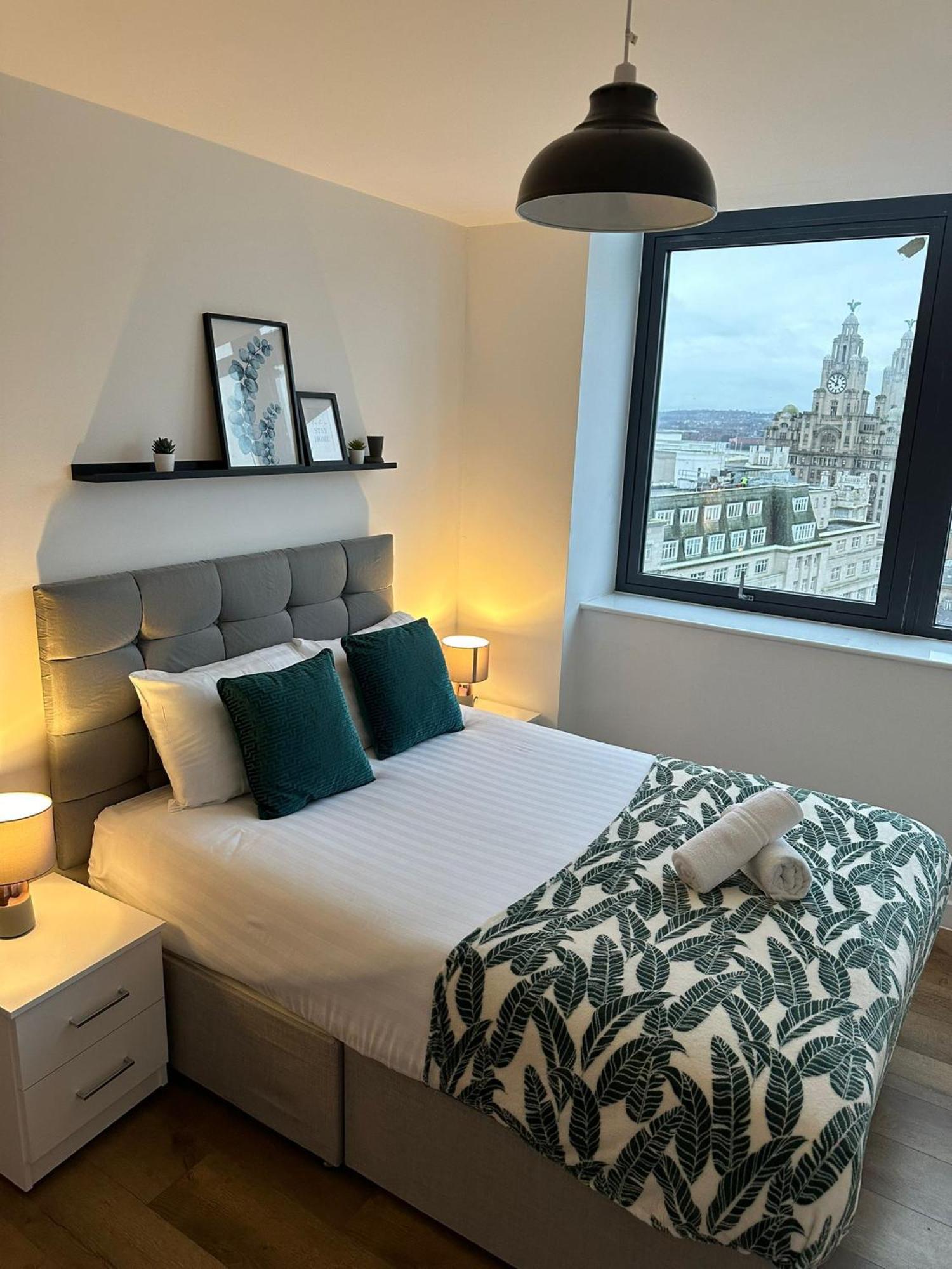 Stunning City View Apartment By Central Stay Ліверпуль Екстер'єр фото